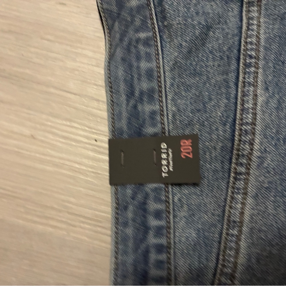 Torrid High Rise Distressed Jeans in Blue - Picture 6 of 7